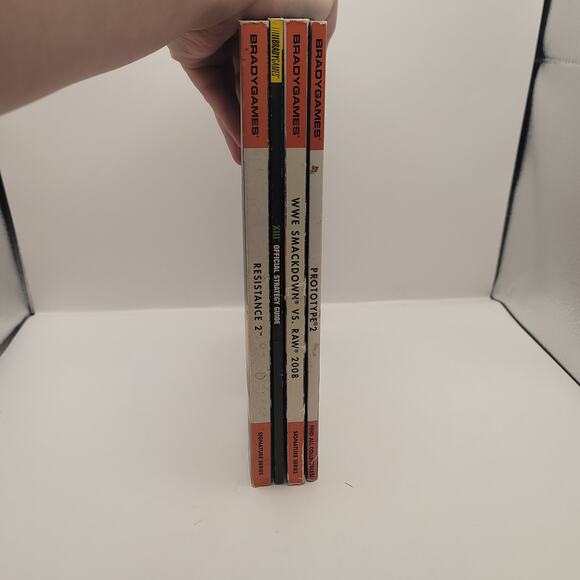 Brady Games Lot of 4 Guides Resistance 2 Prototype 2 XIII WWE Smackdown vs RAW - Picture 3 of 15